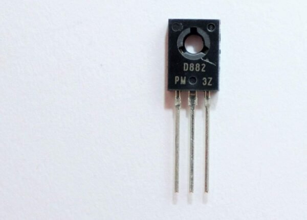 D882