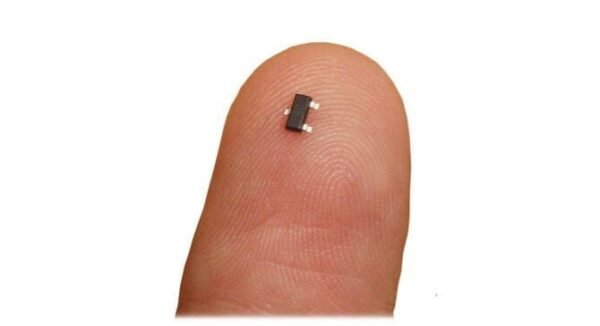 LM4040 AIM3 SOT23 3 003